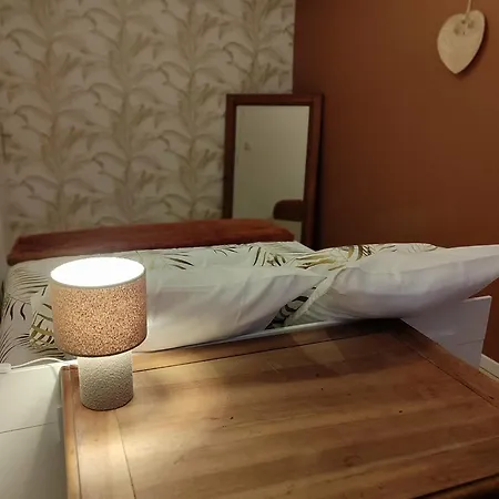 Casa de Férias Maison Cosy à La Campagne Rénovée